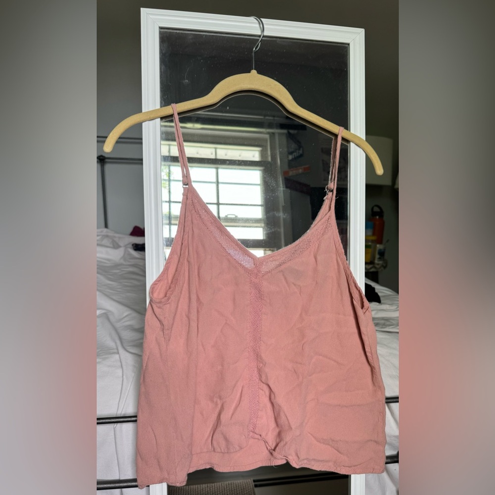 Forever 21 Pink crop cami shirt